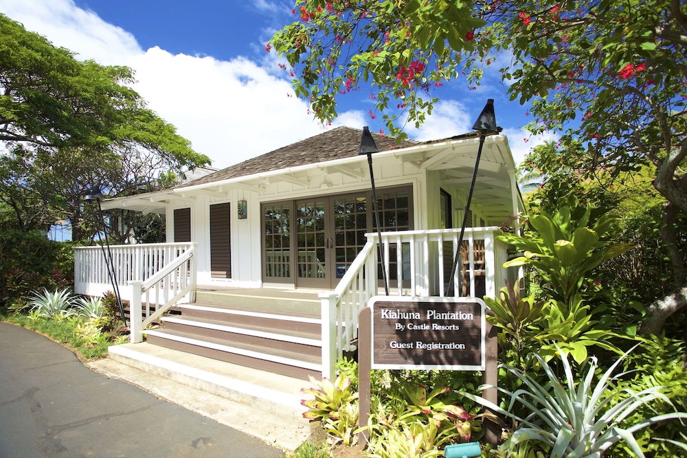 Castle Kiahuna Plantation & Beach Bungalows in Kauai
