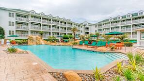 2 outdoor pools, open 8 AM to 10 PM, sun loungers