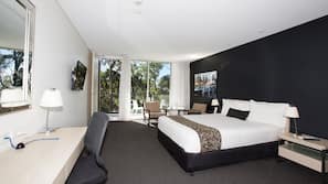 Premium bedding, minibar, in-room safe, desk