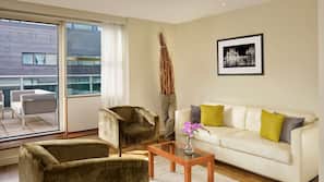 Flat-screen TV, pay movies