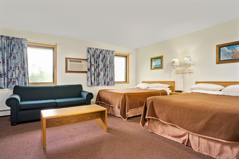 Travelodge by Wyndham Valleyfair Shakopee