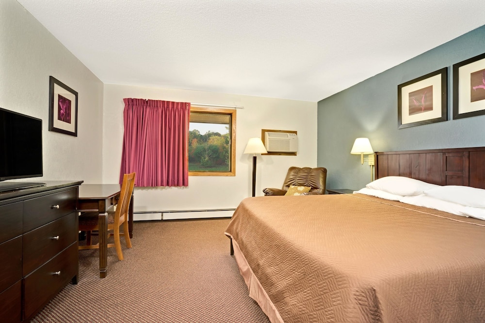 Travelodge by Wyndham Valleyfair Shakopee