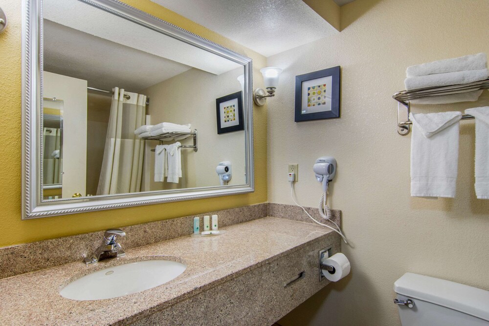 Quality Inn Union City - Atlanta South