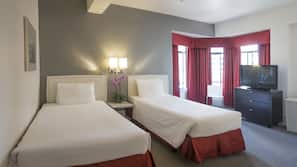 In-room safe, desk, iron/ironing board, free WiFi