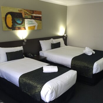 Hunts Hotel Liverpool Deals Reviews Sydney Aus Wotif