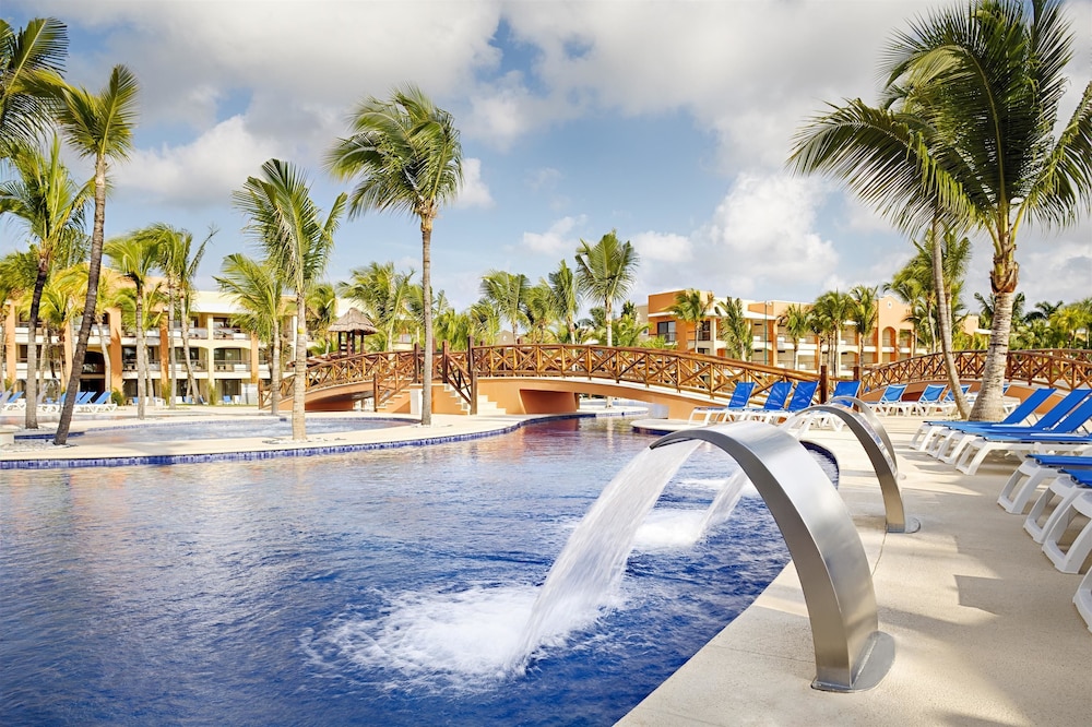 Hotel Grand Caribe Deluxe Opens In New Window Hotel Grand Caribe Deluxe Opens In New Window