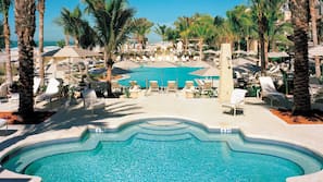 Private beach nearby, white sand, free beach shuttle, beach cabanas