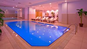 Piscine couverte