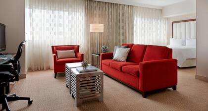 Renaissance Newark Airport Hotel