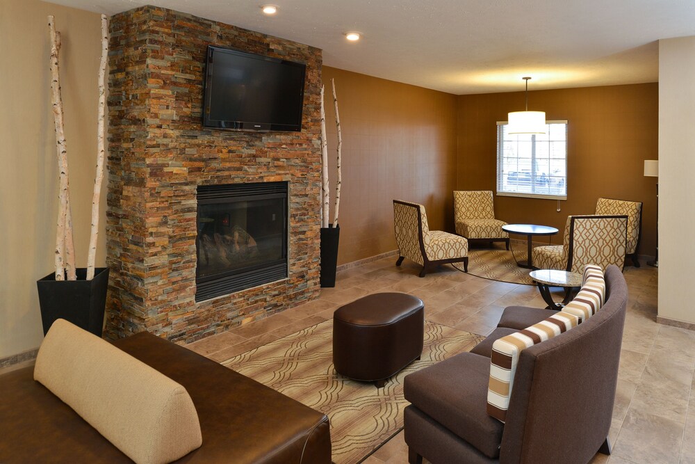 Mainstay Suites Fargo