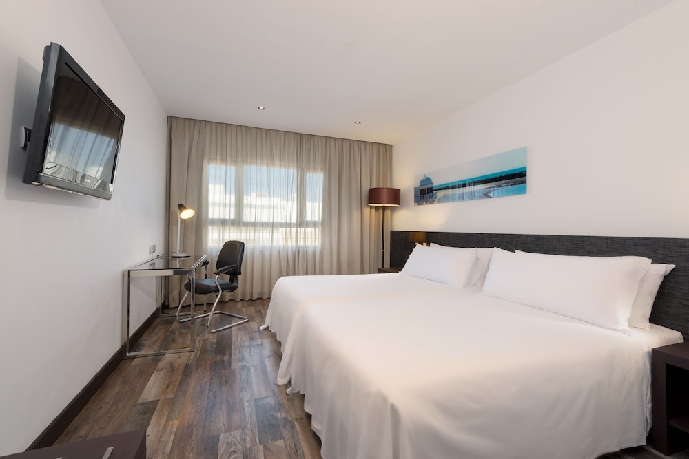 Tryp Cadiz La Caleta Hotel In Cadiz Cheap Hotel Deals Rates On