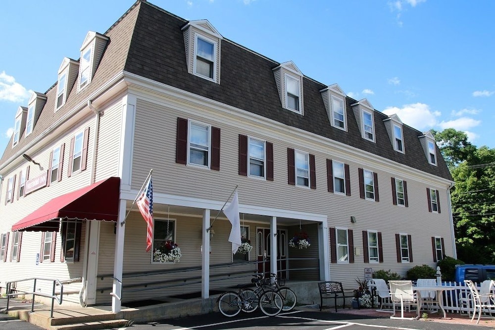 Entrada al alojamiento, Westborough Inn