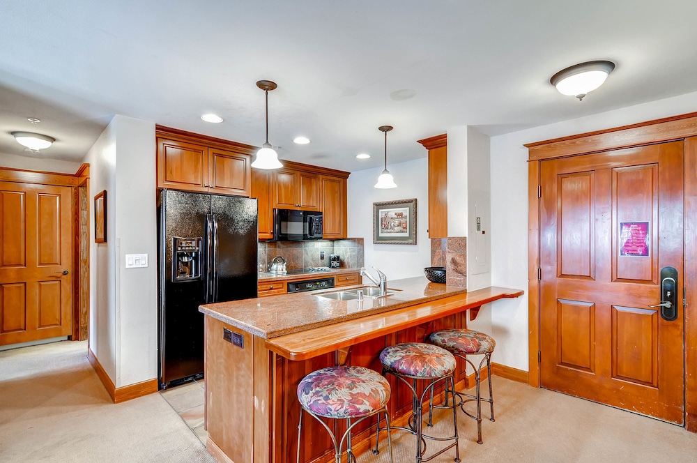 Copper One at Center Village by Copper Mountain Lodging in Copper