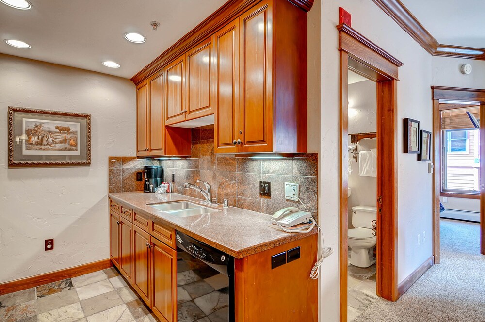 Copper One at Center Village by Copper Mountain Lodging in Copper