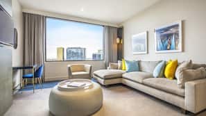 Premium bedding, minibar, in-room safe, desk