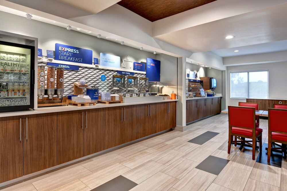 Breakfast meal, Holiday Inn Express Hotel & Suites Anderson-I-85, an IHG Hotel