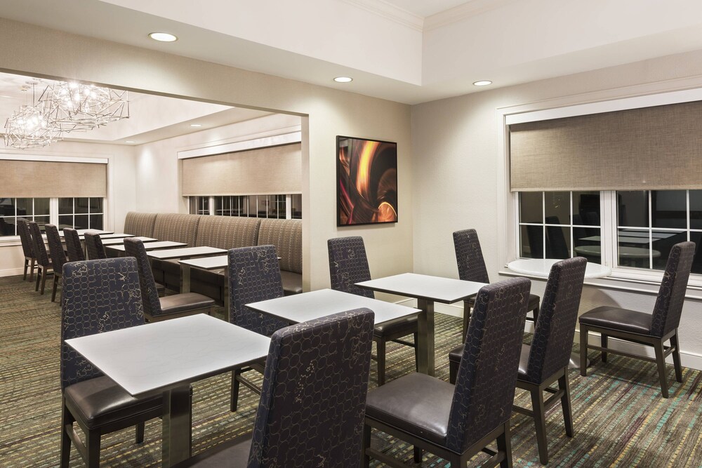 Restaurant, Residence Inn by Marriott Tampa Westshore/Airport