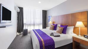 In-room safe, desk, iron/ironing board, free WiFi