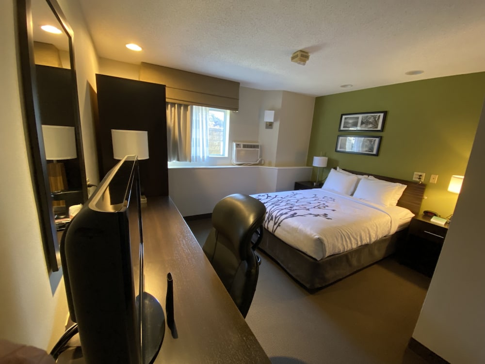 Sleep Inn & Suites Niantic