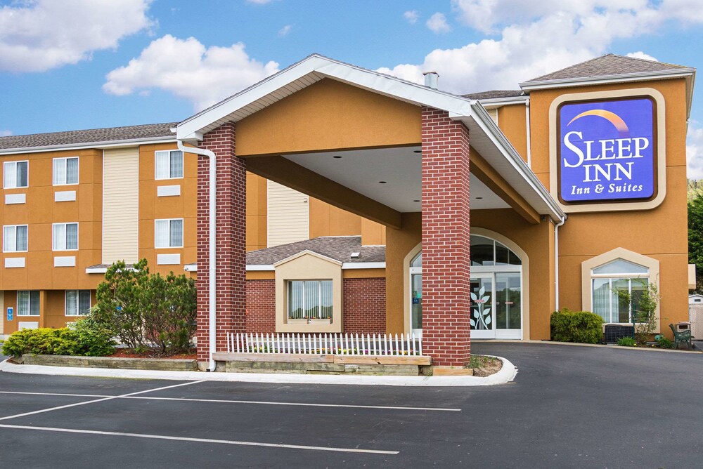 Sleep Inn & Suites Niantic