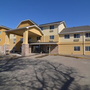 10 Best Hotels Closest To Adventureland In Des Moines For 2018 Expedia Super 8 By Wyndham Altoona