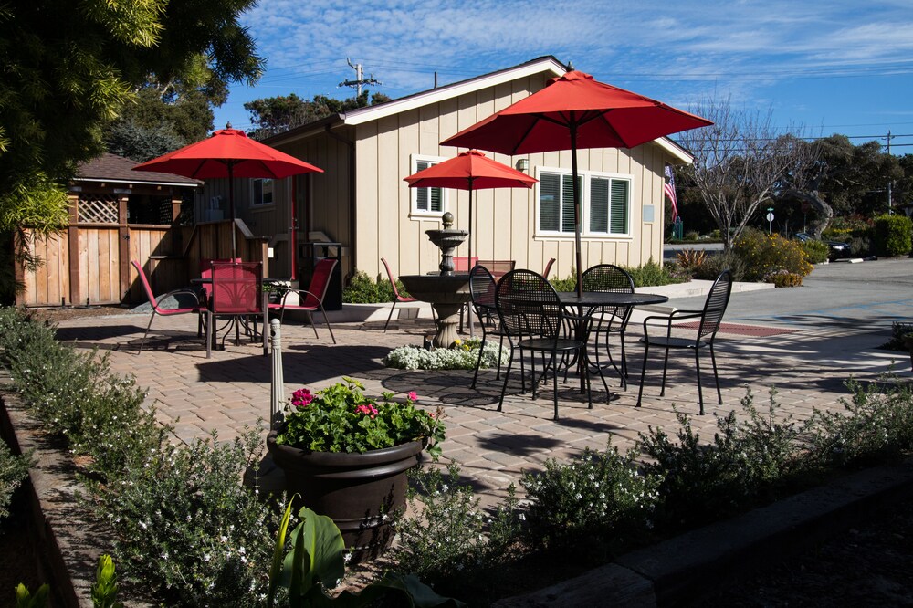 Book Monterey Peninsula Inn Hotel Deals Next Image 3 Total Items