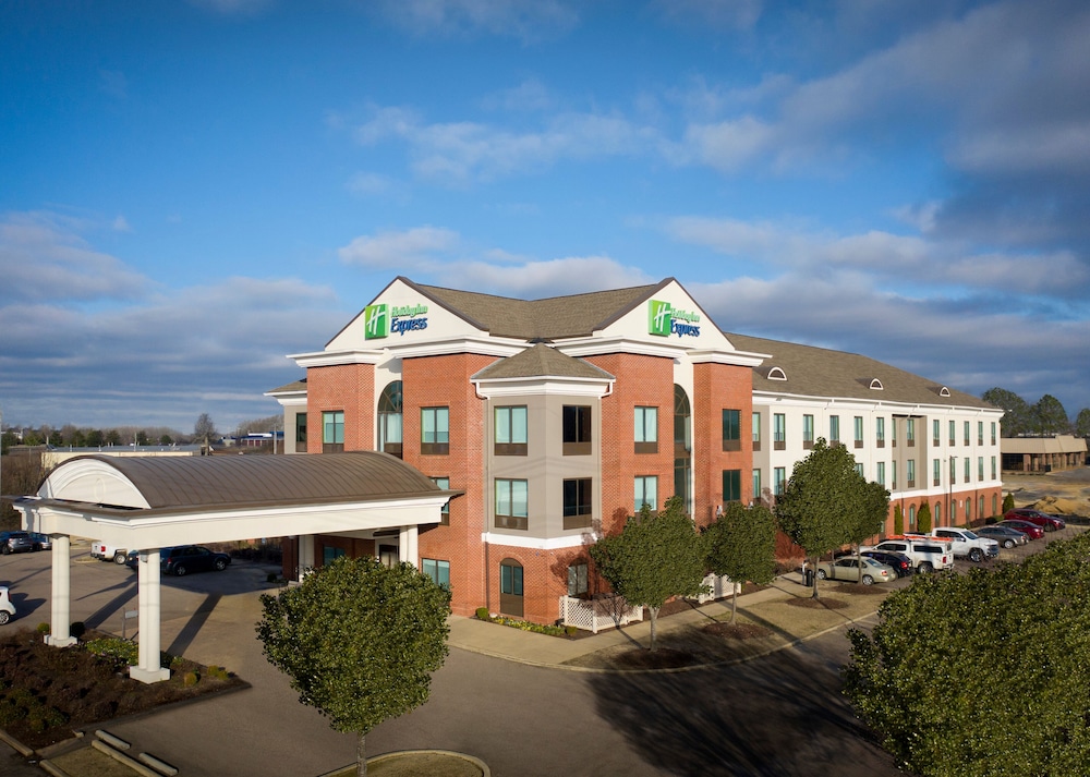 Primary image, Holiday Inn Express & Suites Olive Branch, an IHG Hotel