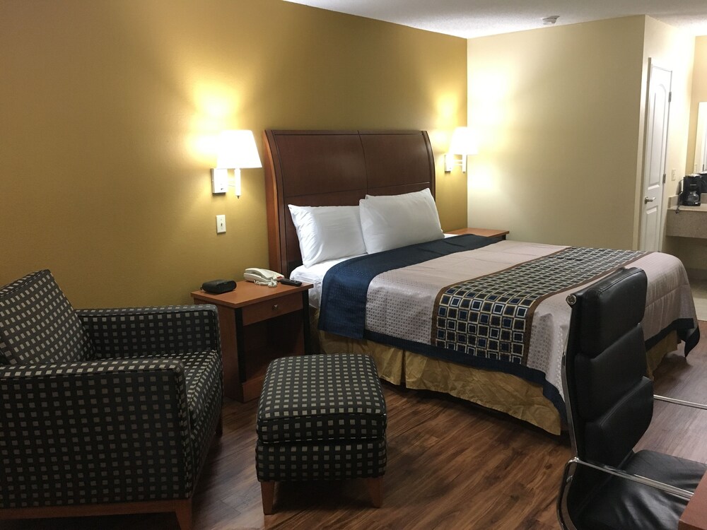 Navasota Inn in Navasota Best Rates & Deals on Orbitz