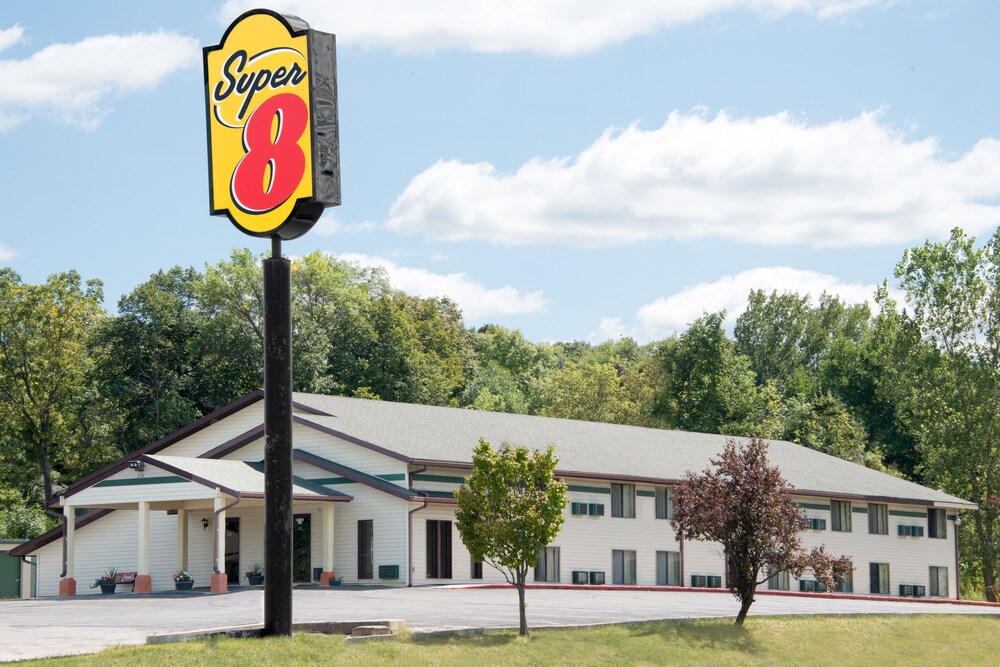 Promo [60% Off] Super 8 Centerville United States | Best Hotel Vancouver