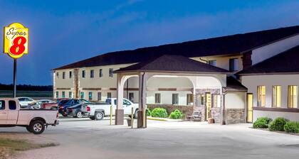 Super 8 by Wyndham Grinnell IA