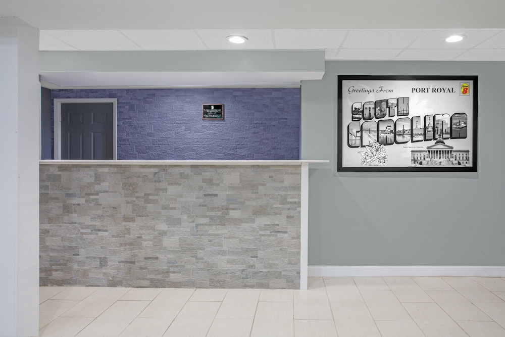 Lobby, Super 8 by Wyndham Port Royal/Beaufort