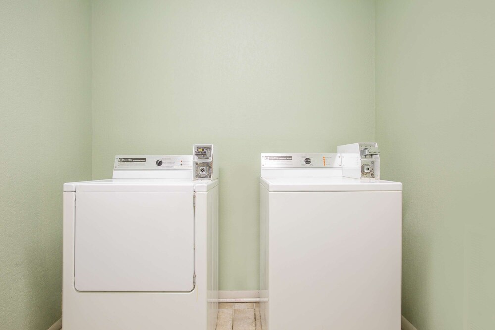 Laundry room, SureStay Hotel by Best Western North Myrtle Beach