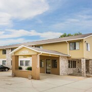 The 10 Best Hotels In Fairmont Minnesota For 2019 Expedia Super 8 By Wyndham Estherville