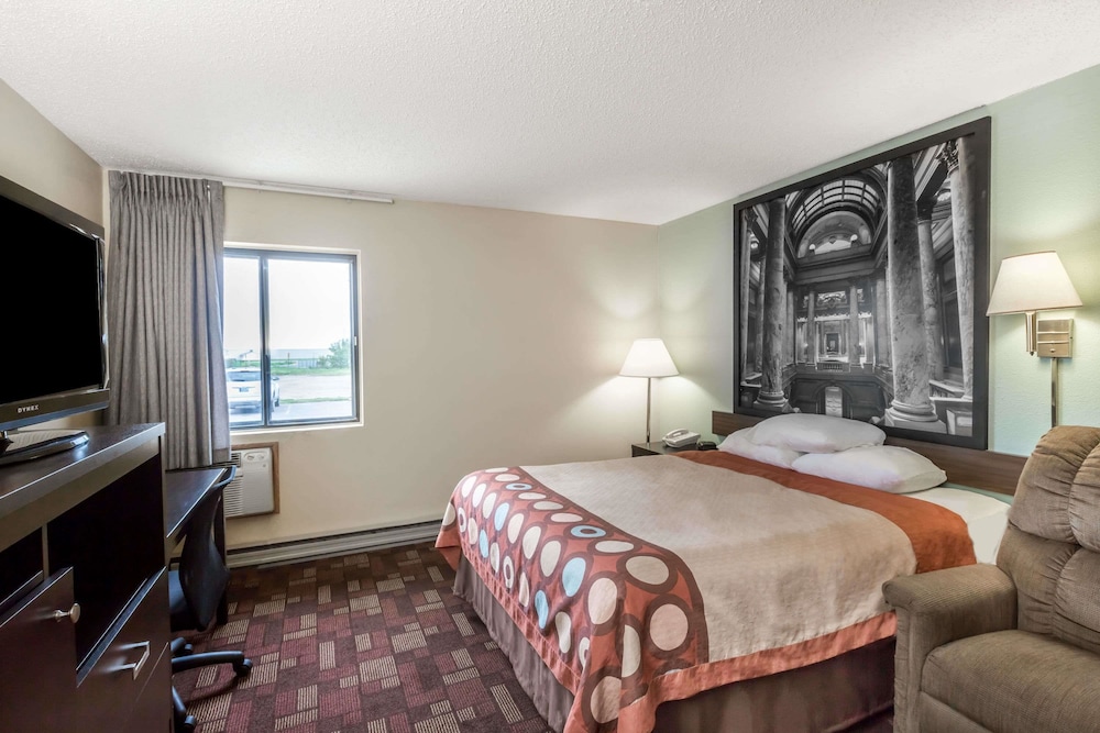 Super 8 Luverne in Luverne, United States