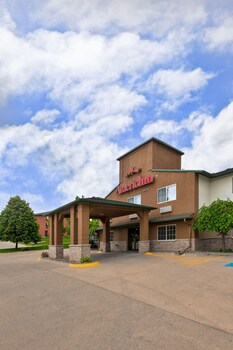 AmericInn by Wyndham Des Moines Airport