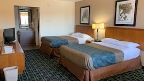 Iron/ironing board, free WiFi, linens