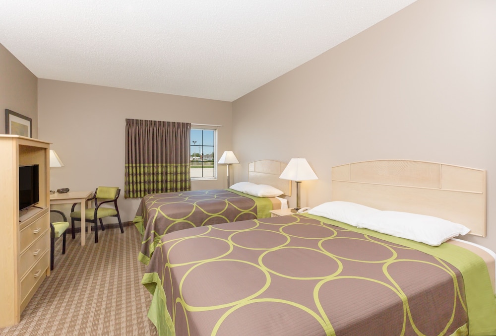 Super 8 by Wyndham Carroll/East in Denison, United States