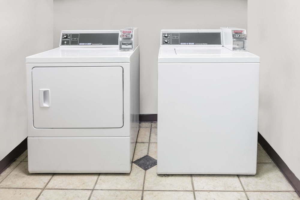 Laundry room, Super 8 by Wyndham Arlington Near AT&T Stadium