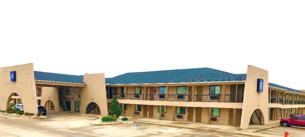 Americas Best Value Inn Suites Yukon Oklahoma City In Oklahoma