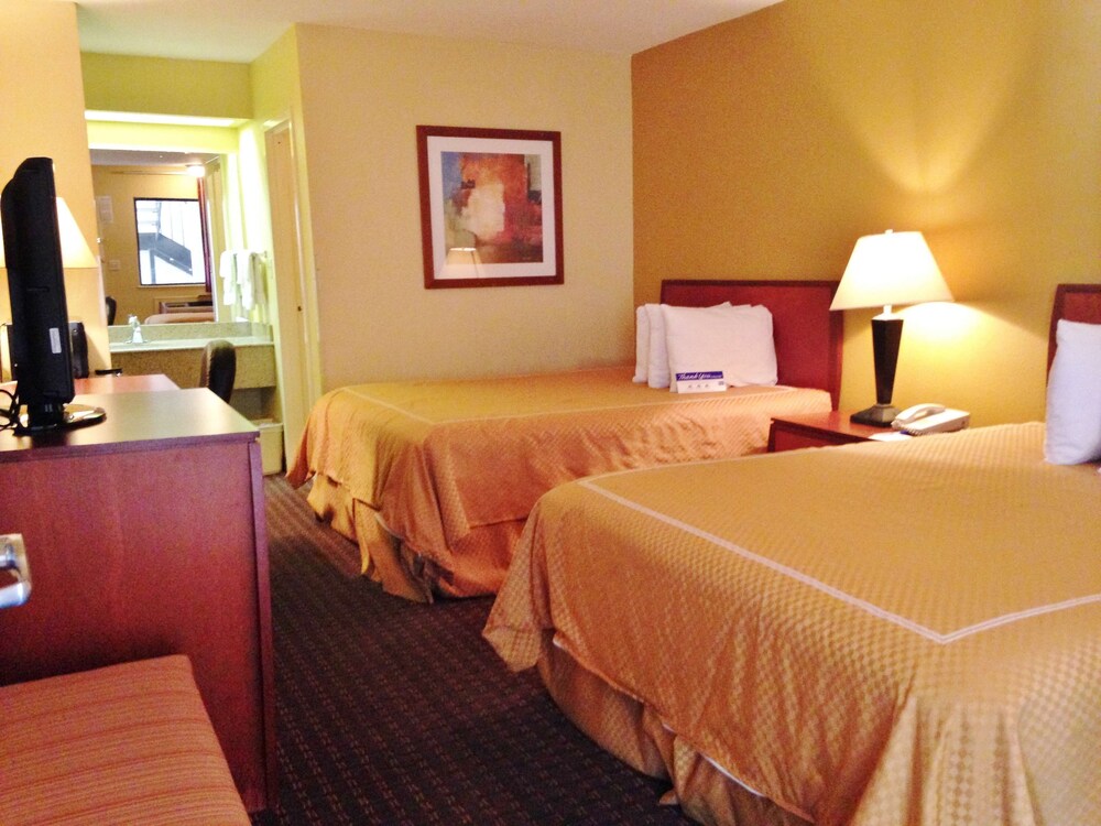 Americas Best Value Inn & Suites Yukon Oklahoma City