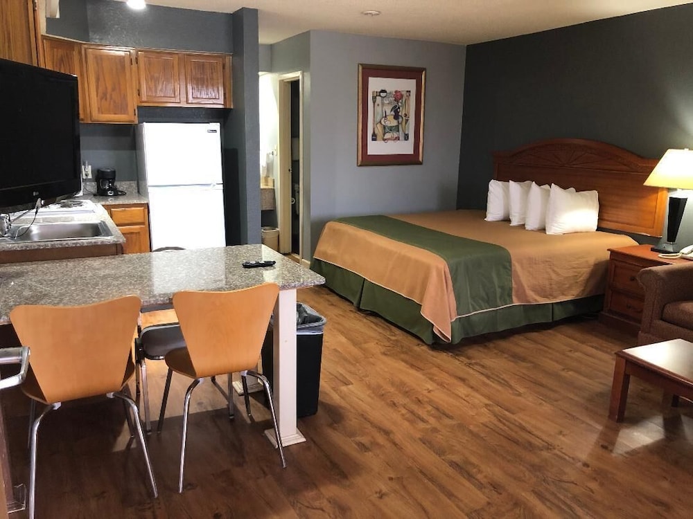 Americas Best Value Inn & Suites Yukon Oklahoma City