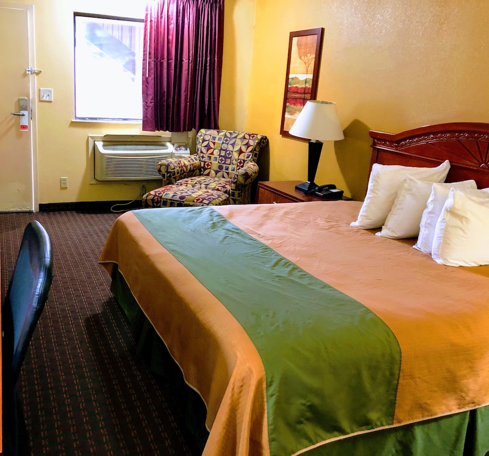 Americas Best Value Inn & Suites Yukon Oklahoma City