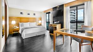 Roupas de cama premium, cofres nos quartos, individualmente decorados
