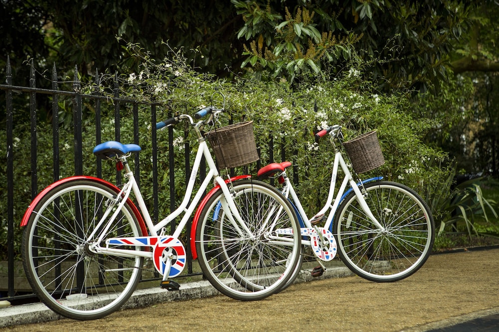 Bicycling, The Carlton Tower Jumeirah