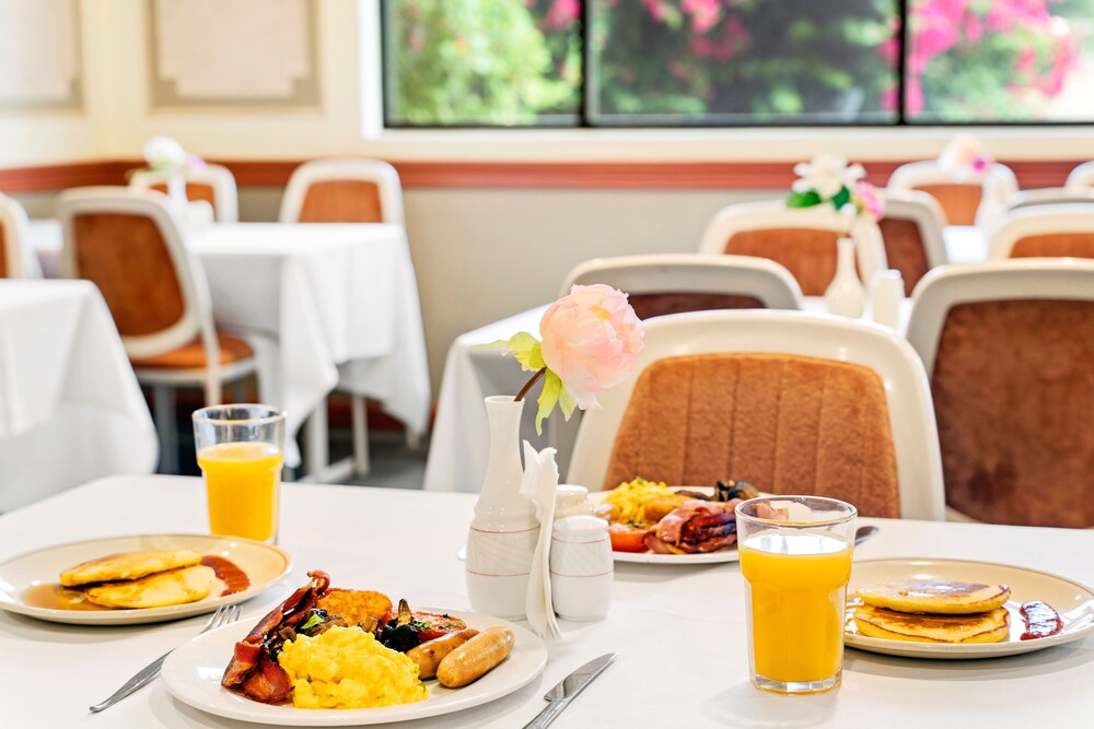 Breakfast buffet, WM Hotel Bankstown