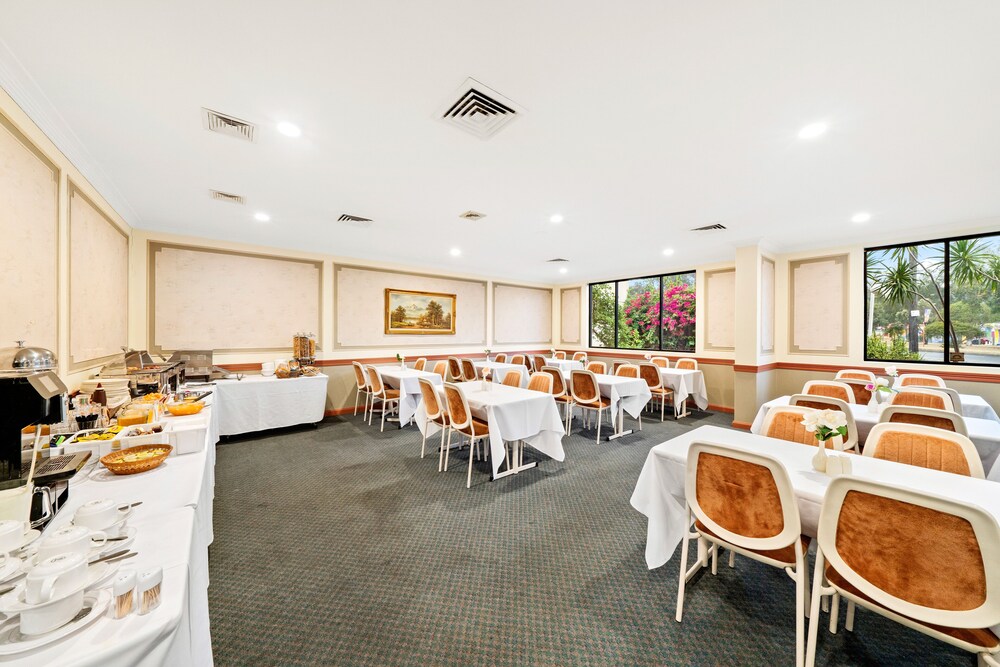 Restaurant, WM Hotel Bankstown