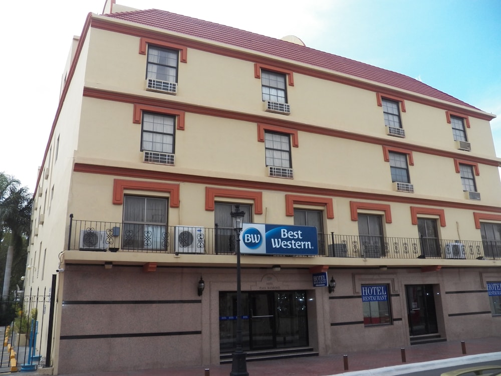 Front of property, Best Western Hotel Plaza Matamoros