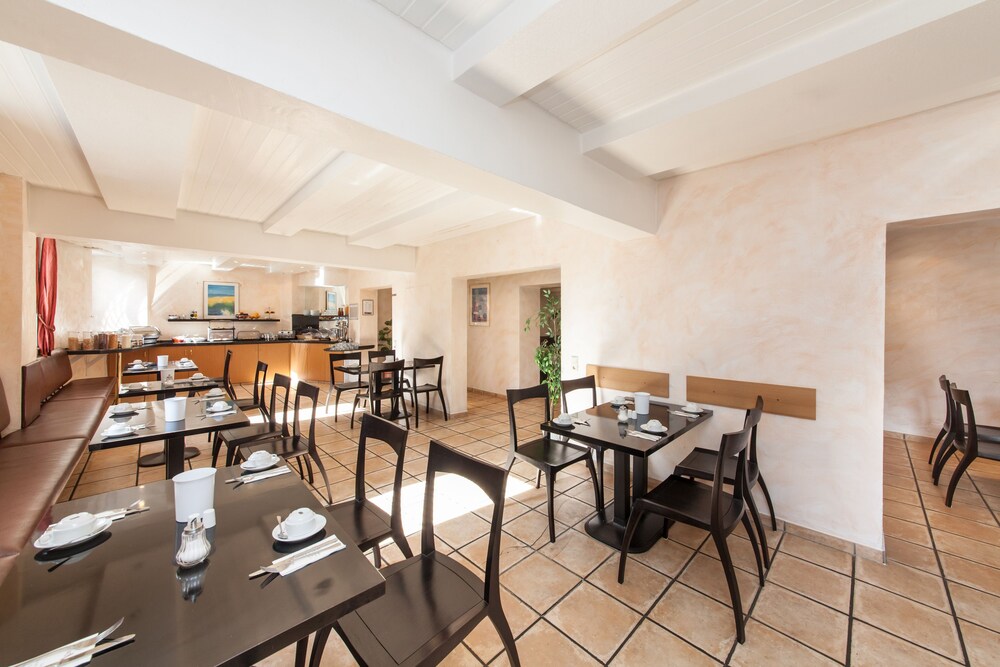 Photo - Hotel VIKTORIA Düsseldorf-Neuss - Self Check-In