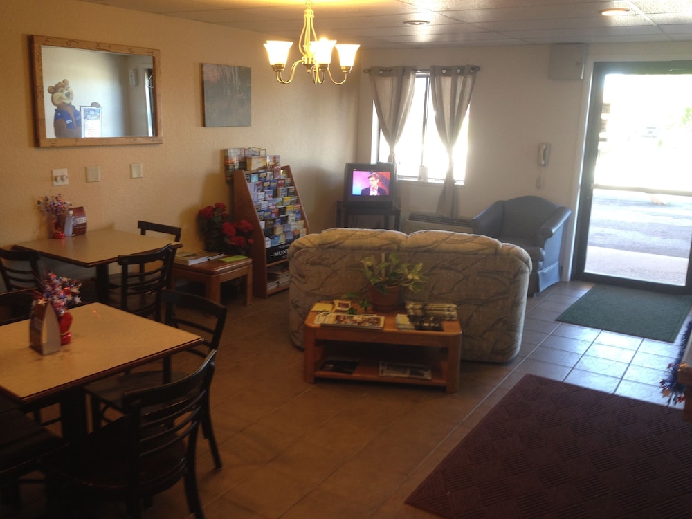 Travelodge by Wyndham Deer Lodge Montana 2018 Room Prices 51, Deals