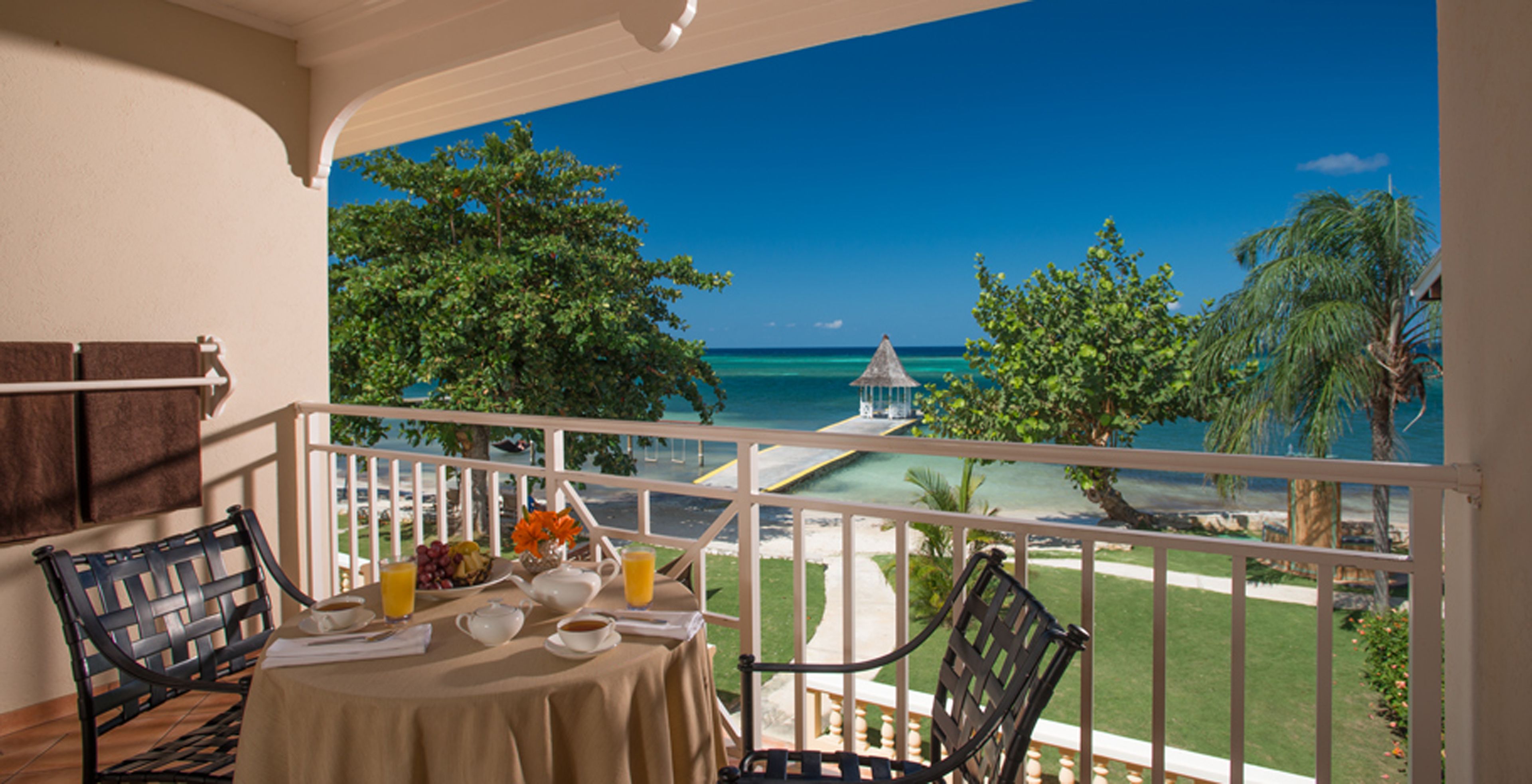 sandals emerald bay expedia